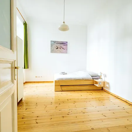 Apartment Gemuetliche 2-zimmer-wohnung Zentral Friedrichshain *